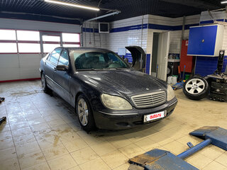 2004 Mercedes-Benz S-Класс 600 Long IV (W220) Рестайлинг, чёрный, 3150000 рублей, вид 2