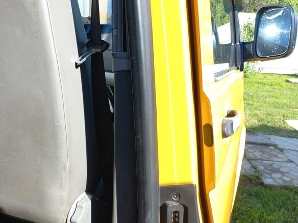 2004 Volkswagen Transporter T5, жёлтый, 1150000 рублей - вид 36