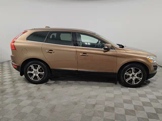 2011 Volvo XC60 I, коричневый, 1435000 рублей, вид 4