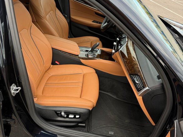 2020 BMW 5 серии 540i xDrive VII (G30/G31/G38), чёрный - вид 9