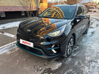 2020 Kia Niro I Рестайлинг, чёрный, 3199000 рублей, вид 1