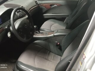 2004 Mercedes-Benz E-Класс 220 III (W211, S211), серебристый, 750000 рублей, вид 3