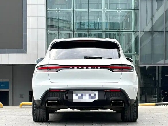 2022 Porsche Macan I Рестайлинг 2, белый - вид 4