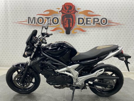 2014 Suzuki SFV 400 Gladius, чёрный, 345000 рублей, вид 2