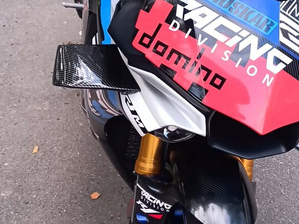 2016 Yamaha YZF-R1, голубой, 1650000 рублей - вид 1