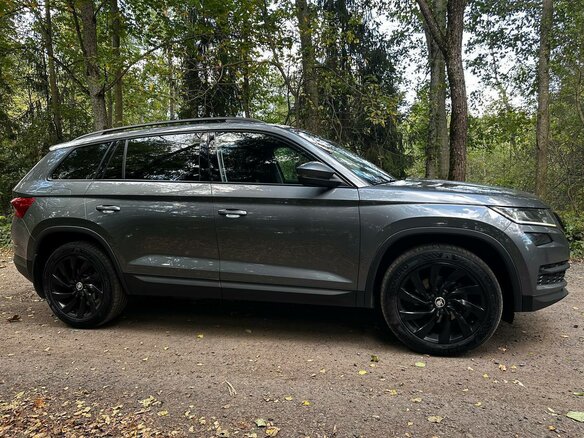 2021 Skoda Kodiaq I, серый, 1815000 рублей - вид 7