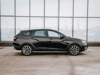 2025 Lada (ВАЗ) Vesta SW Cross I Рестайлинг (NG), чёрный, 1912000 рублей, вид 2