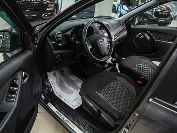 2020 Lada (ВАЗ) Granta Cross I Рестайлинг, серый, 695000 рублей - вид 6