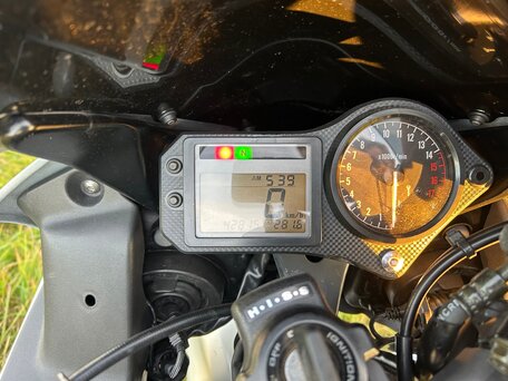 2005 Honda CBR 600F, серебристый, 520000 рублей, вид 5