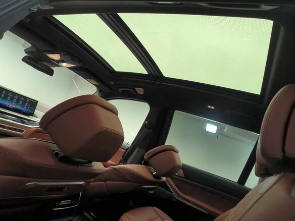2025 BMW X7 40d I (G07) Рестайлинг, чёрный - вид 24