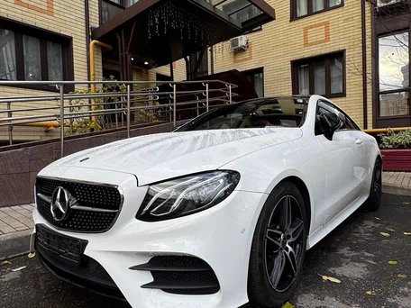 2020 Mercedes-Benz E-Класс 220 d V (W213, S213, C238), белый, 3950000 рублей, вид 1