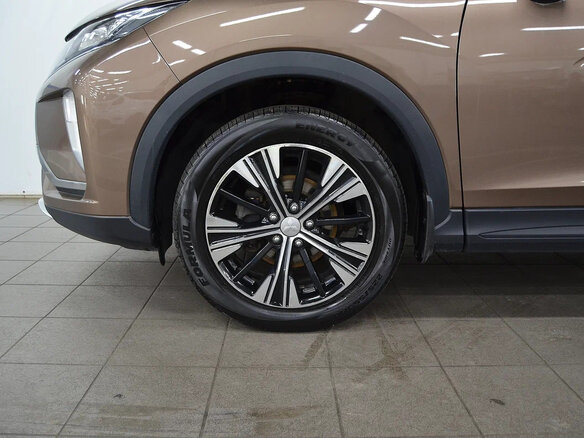 2018 Mitsubishi Eclipse Cross I, коричневый, 1400000 рублей - вид 11