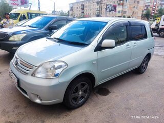 2011 Toyota Raum II, серебристый, 990000 рублей, вид 2