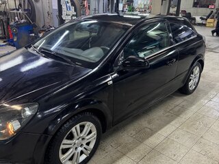 2007 Opel Astra GTC H Рестайлинг, чёрный, 485000 рублей, вид 4