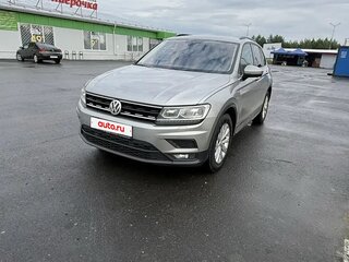 2019 Volkswagen Tiguan II, серый, 2200000 рублей, вид 3