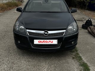 2012 Opel Astra H Рестайлинг, чёрный, 600000 рублей, вид 3