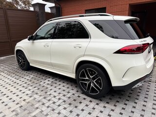 2019 Mercedes-Benz GLE 300 d II (V167), белый, 7500000 рублей, вид 3