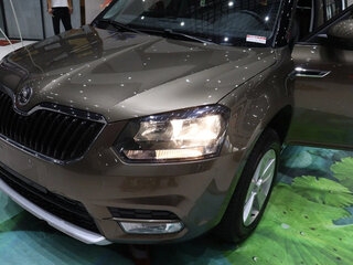 2017 Skoda Yeti I Рестайлинг, коричневый, 1158000 рублей, вид 2