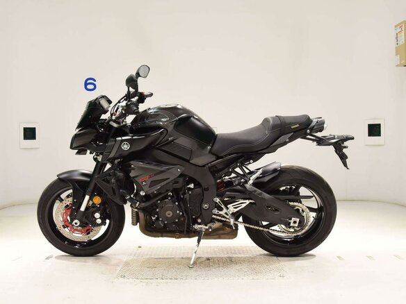 2019 Yamaha MT-10, чёрный, 1277000 рублей