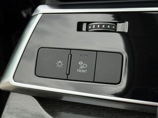 2020 Audi Q7 55 TFSI II (4M) Рестайлинг, чёрный, 5200000 рублей, вид 3