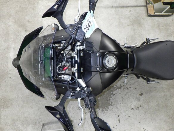 2017 Yamaha MT-09 Tracer (FJ-09), чёрный, 729000 рублей - вид 12