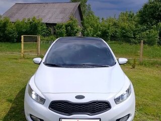 2013 Kia Ceed II, белый, 1130000 рублей, вид 3