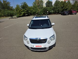 2012 Skoda Yeti I, белый, 700000 рублей, вид 3