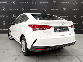 2022 Hyundai Solaris II Рестайлинг, белый, 1625000 рублей, вид 5