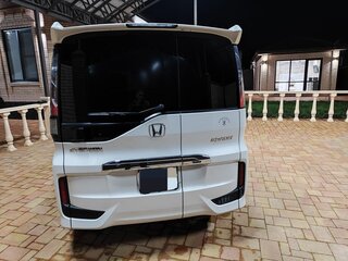 2018 Honda Stepwgn Spada V Рестайлинг, белый, 2550000 рублей, вид 5