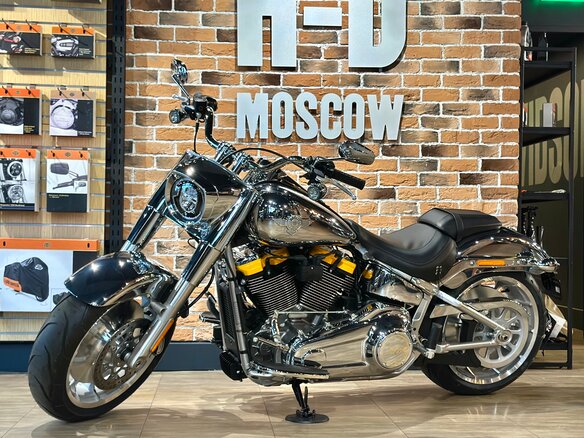 2025 Harley-Davidson Fat Boy, чёрный, 6000000 рублей