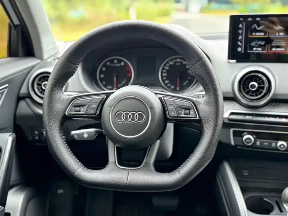 2022 Audi Q2 L 35 TFSI I Рестайлинг, белый, 1650004 рублей - вид 21