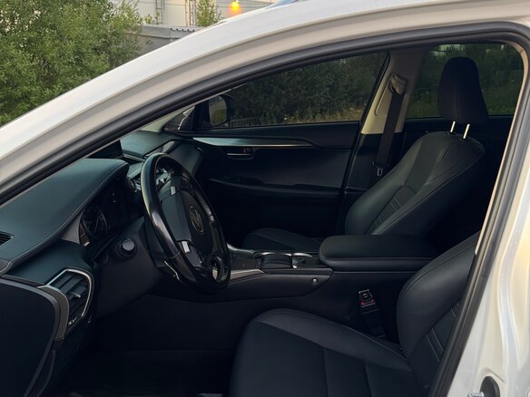 2018 Lexus NX 200 I Рестайлинг, белый, 3400000 рублей - вид 23
