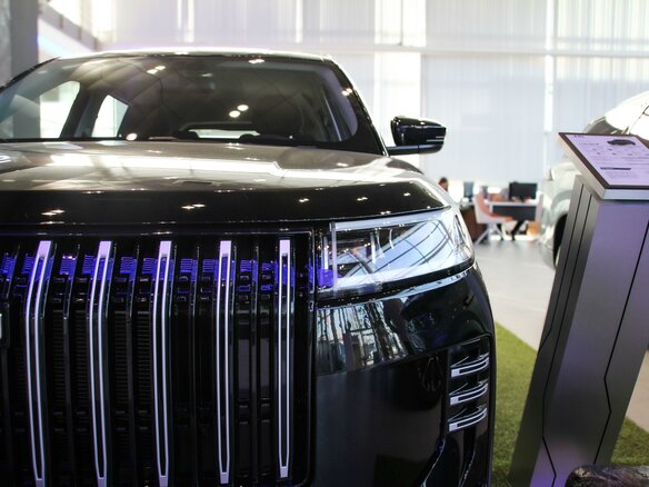 2026 Jaecoo J6, чёрный - вид 21