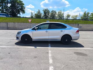 2011 Volkswagen Polo V, серебристый, 600000 рублей, вид 2