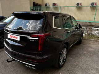 2021 Cadillac XT6 I, красный, 3490000 рублей, вид 4