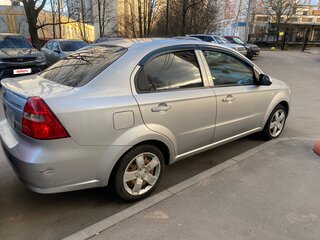 2010 Chevrolet Aveo I Рестайлинг, серебристый, 265000 рублей, вид 4