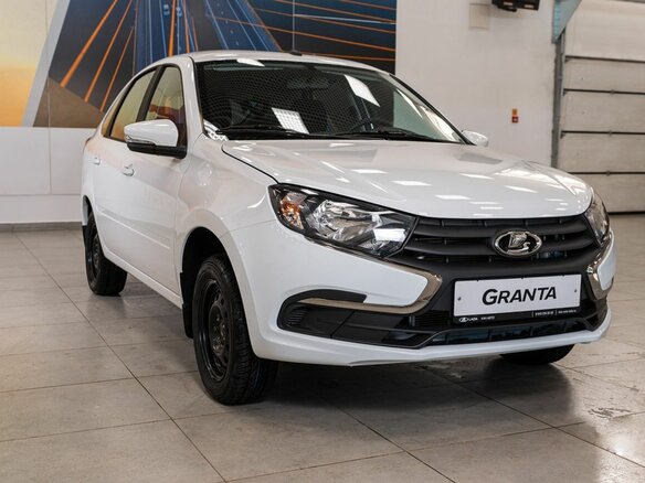 2026 Lada (ВАЗ) Granta I Рестайлинг, белый - вид 2