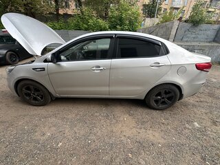 2015 Kia Rio III Рестайлинг, белый, 510000 рублей, вид 4