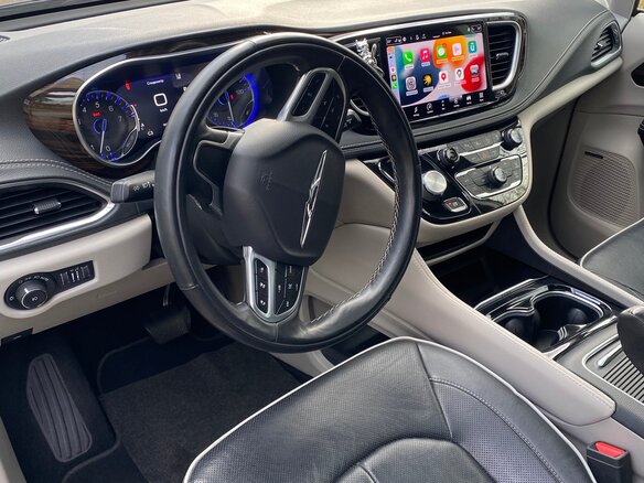 2022 Chrysler Pacifica RU Рестайлинг, чёрный, 3900000 рублей - вид 8
