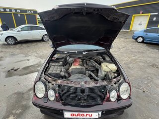2000 Mercedes-Benz CLK-Класс 230 Sequentronic I (W208), фиолетовый, 610000 рублей, вид 3