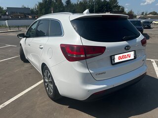 2017 Kia Ceed II Рестайлинг, белый, 1440000 рублей, вид 3