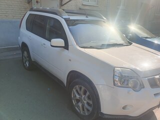 2012 Nissan X-Trail II Рестайлинг, белый, 1050000 рублей, вид 3