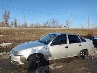 2009 Daewoo Nexia I Рестайлинг, серебристый, 230000 рублей, вид 3