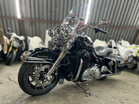2013 Harley-Davidson Road King, чёрный, 1050000 рублей, вид 2