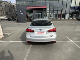 2017 Kia Cerato III Рестайлинг (Classic), серебристый, 1290000 рублей, вид 5