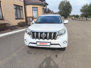 2014 Toyota Land Cruiser Prado 150 Series Рестайлинг 1, белый, 4100000 рублей, вид 2