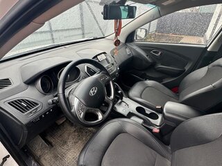 2014 Hyundai ix35 I Рестайлинг, белый, 1390000 рублей, вид 3