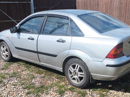 2003 Ford Focus I Рестайлинг, серебристый, 170000 рублей, вид 4