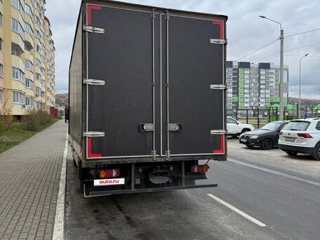 2002 Mercedes-Benz Atego, белый, 1800000 рублей, вид 3