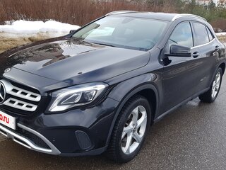 2017 Mercedes-Benz GLA 200 I (X156), чёрный, 2550000 рублей, вид 1